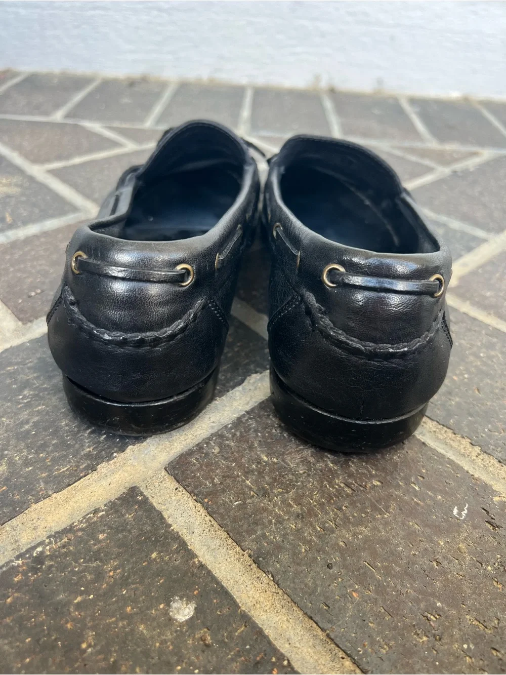 Men’s 8 Cole Haan Black Leather Loafers